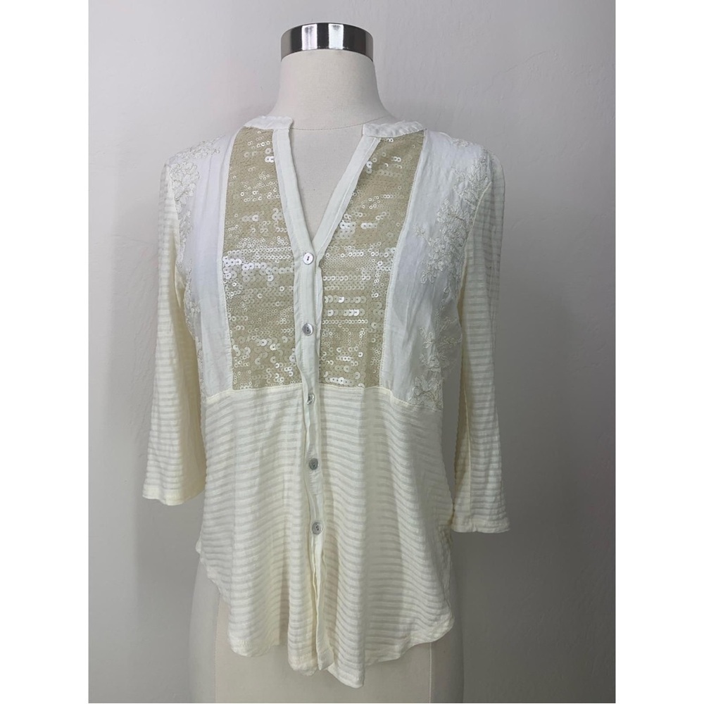 Tiny Sequin 3/4 Sleeves V-Neck Button Down Top